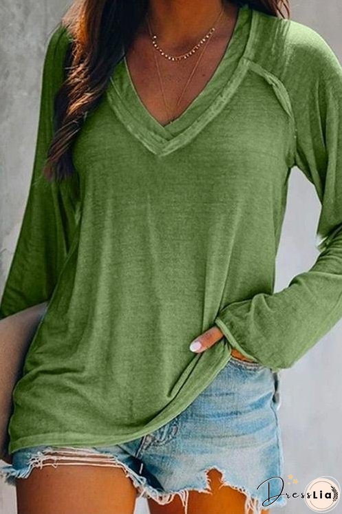 Fashionable and Minimalist winter garment