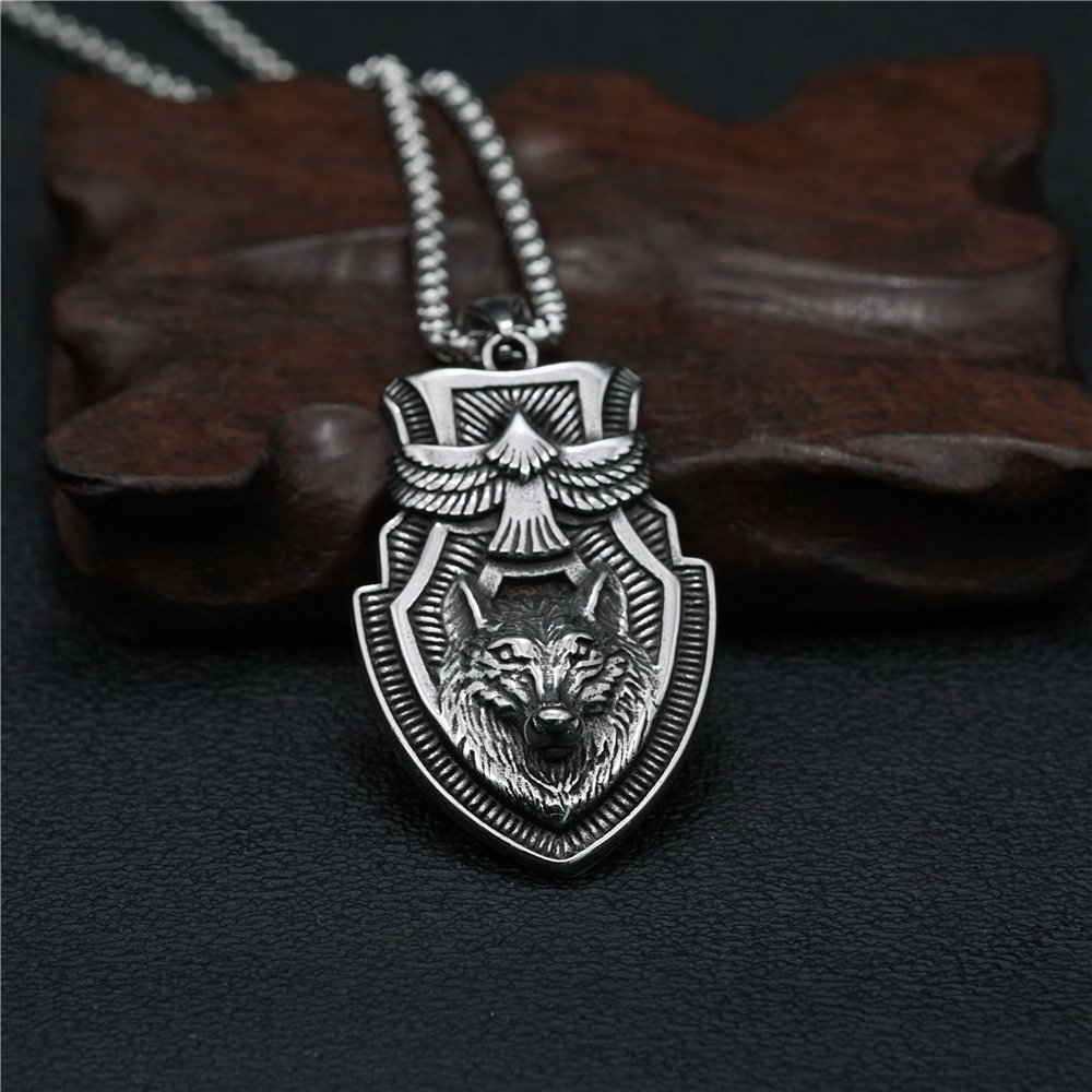 Flying eagle wolf combination pendant
