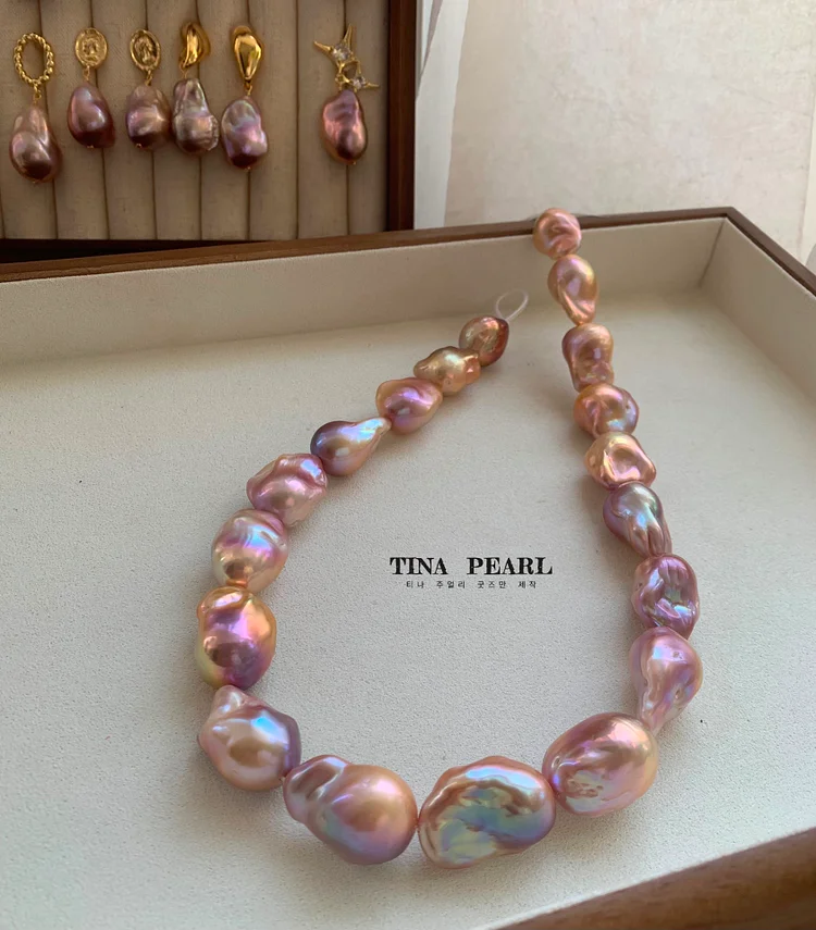 TINA PEARL Natural Colorful Baroque Pearl Necklace, simple and elegant.