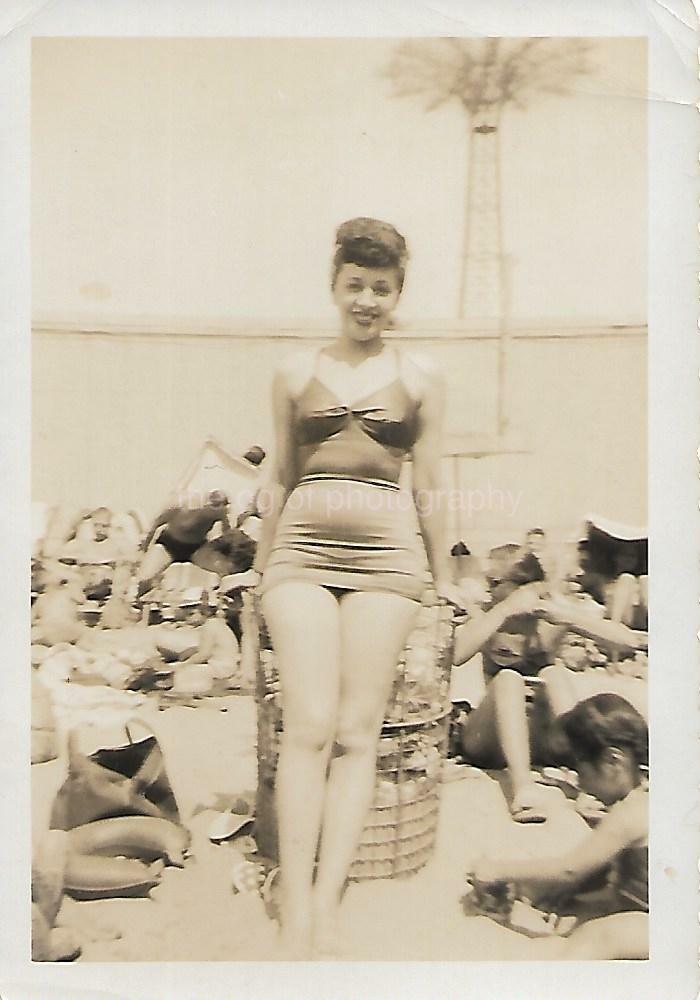 Found Photo Poster painting bw SWIMSUIT GIRL Original Portrait 40's BEACH SNAPSHOT 19 20 B