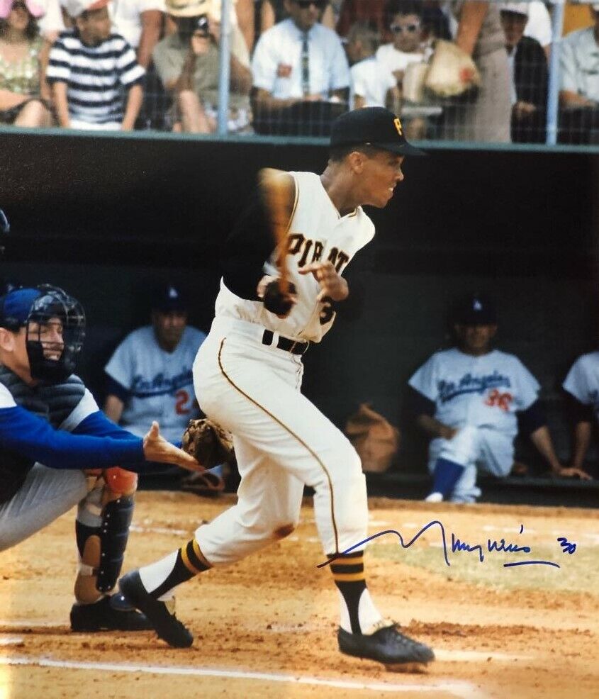 Autographed Maury Wills 16x20 Pittsburgh Pirates Photo Poster painting with COA