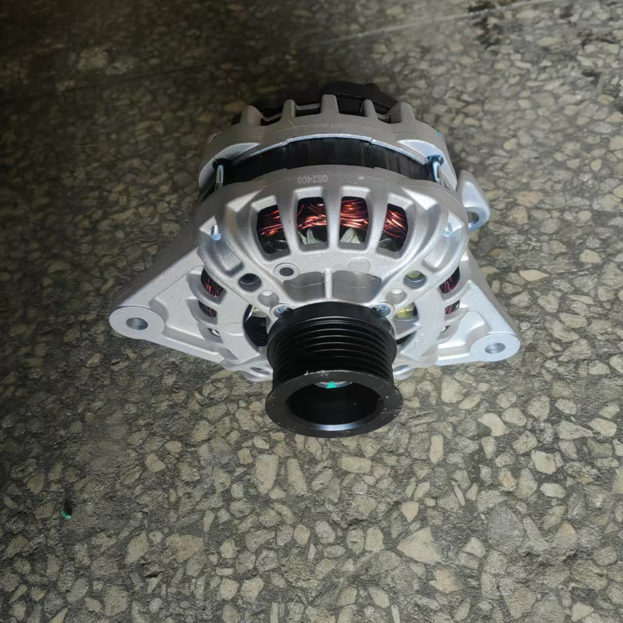 TG-Tian Guan 12V 210A Alternator 0125811138  5802266117 for IVECO DAILY VI 35S17 35C17 40C17 50C17 55C17