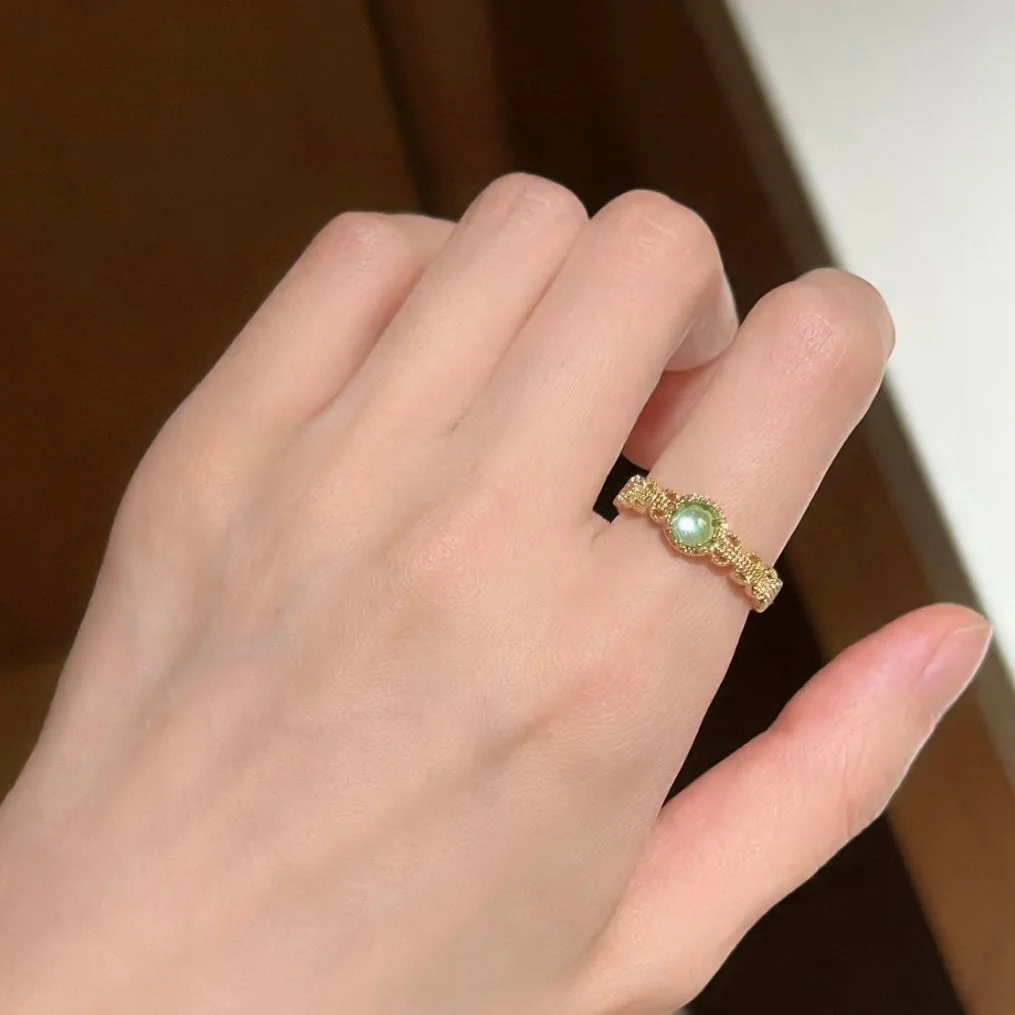 Elegant Green Crystal Inlaid Open Ring
