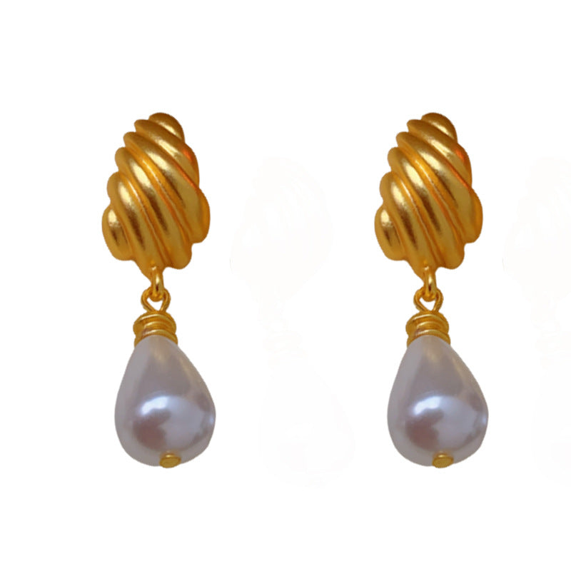 Medieval Pearl Geometric Alloy Electroplating Earrings