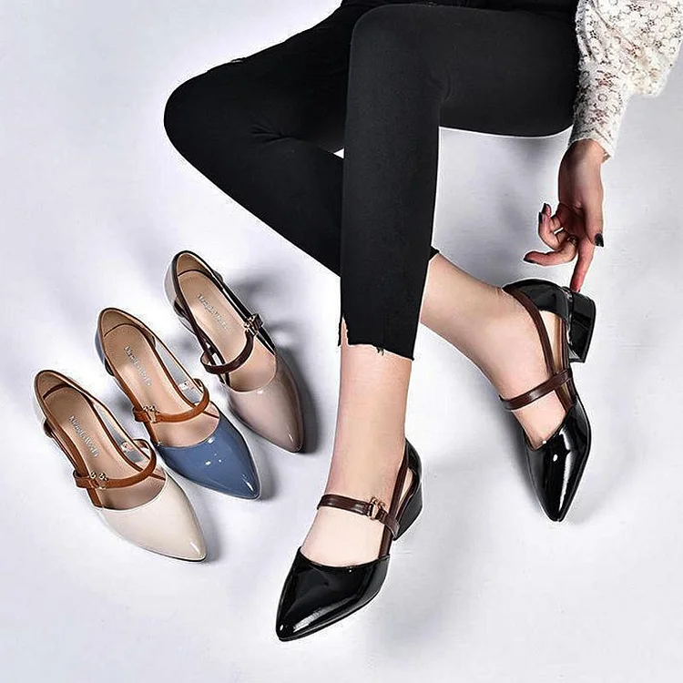 （flash sale）2022 Spring and summer leather casual shoes  and  new belt buckle solid color plus size women's sandals