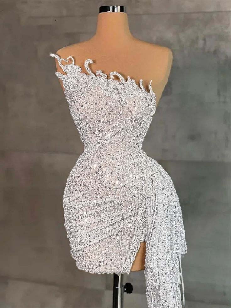 Lussooy Amazing Sequins Silver Sleeveless Strapless Short Homecoming Dress with Beadings 