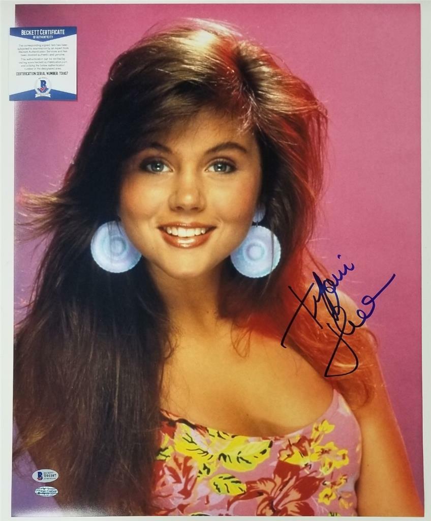 Tiffani Thiessen signed 16x20 Photo Poster painting #2 Saved by the Bell auto ~ Beckett BAS COA