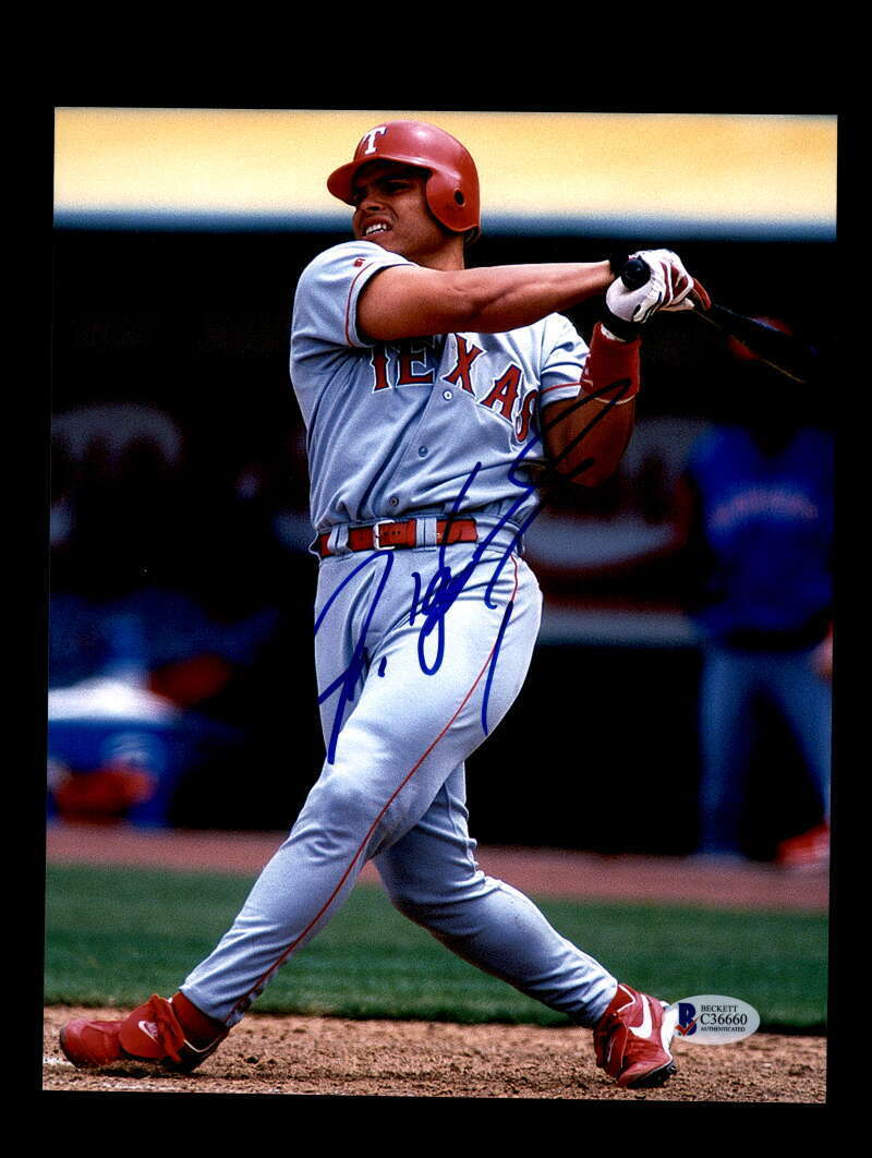 Ivan Rodriguez Bas Beckett Coa Signed 8x10 Photo Poster painting Autograph