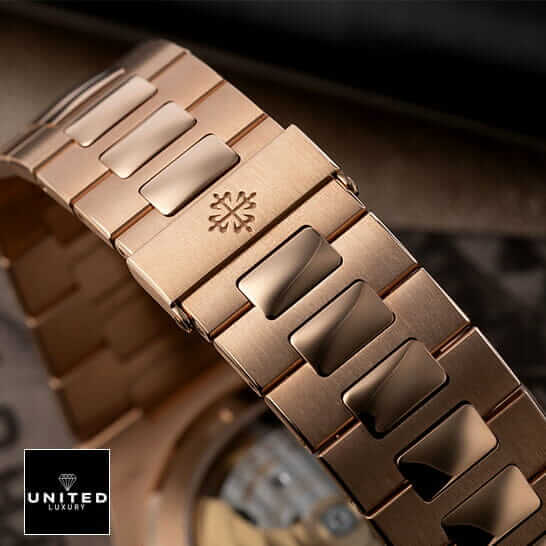 Patek Philippe Nautilus Rose Gold Bracelet Replica closed clasp