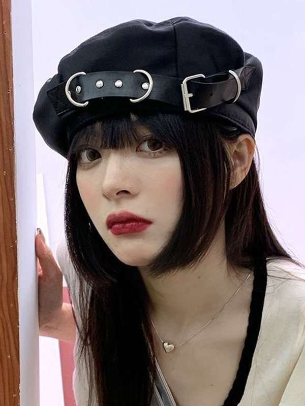 Adjustable Buckle Beret Hat