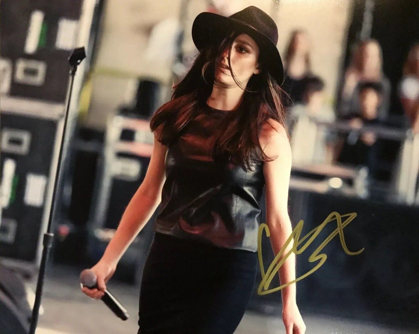 JILLIAN BANKS SINGER HAND SIGNED 8x10 Photo Poster painting SEXY ALTERNATIVE R&B RARE AUTHENTIC