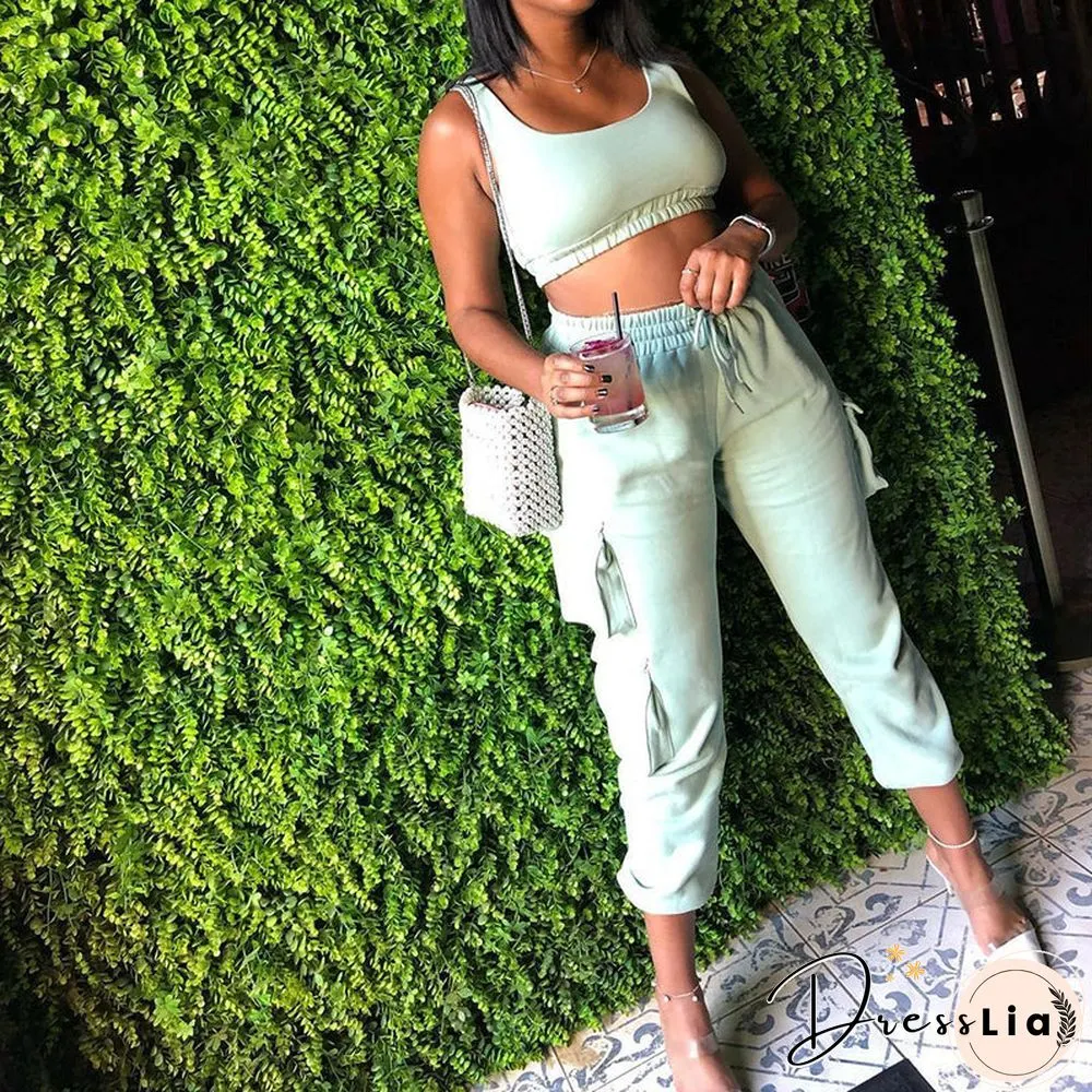 Sporty Crop Top and Pocket Detail Jogger Tracksuit Pant Set