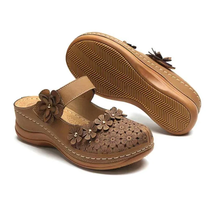 Qengg New Women's Slippers Casual Flower Hollow Wedge Beach Shoes Outdoor Fashion Platform Comfortable Non-slip Sandals Chinelo Macio