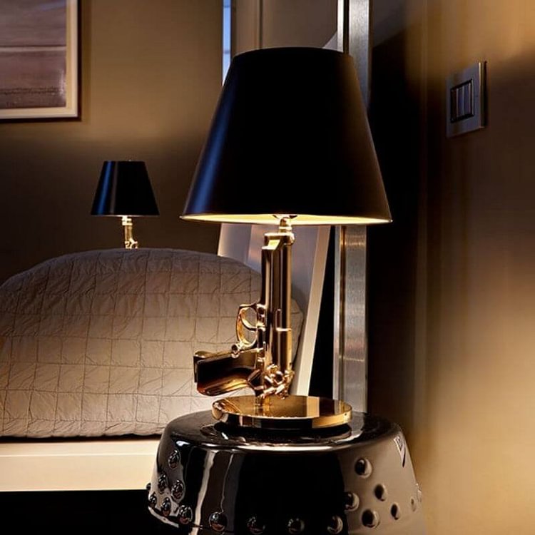Creative Soldier Table Lamp CSTWIRE