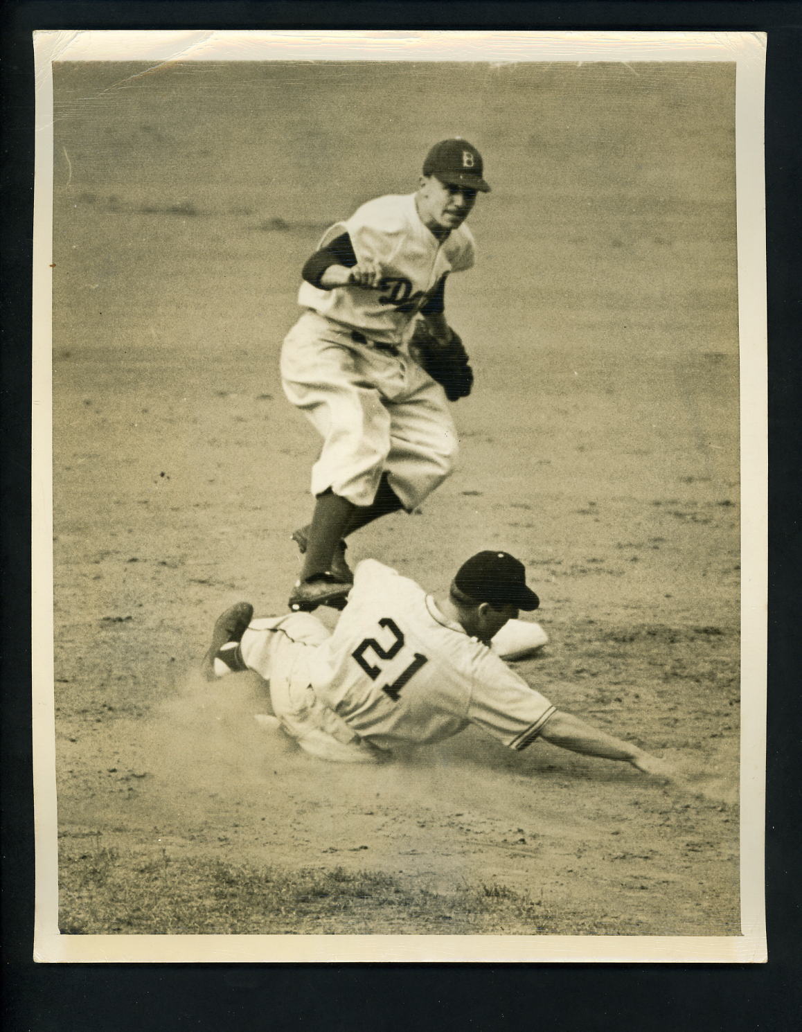 Eddie Stanky & Gary Gearhart 1947 Type 1 Press Photo Poster painting Brooklyn Dodgers Giants