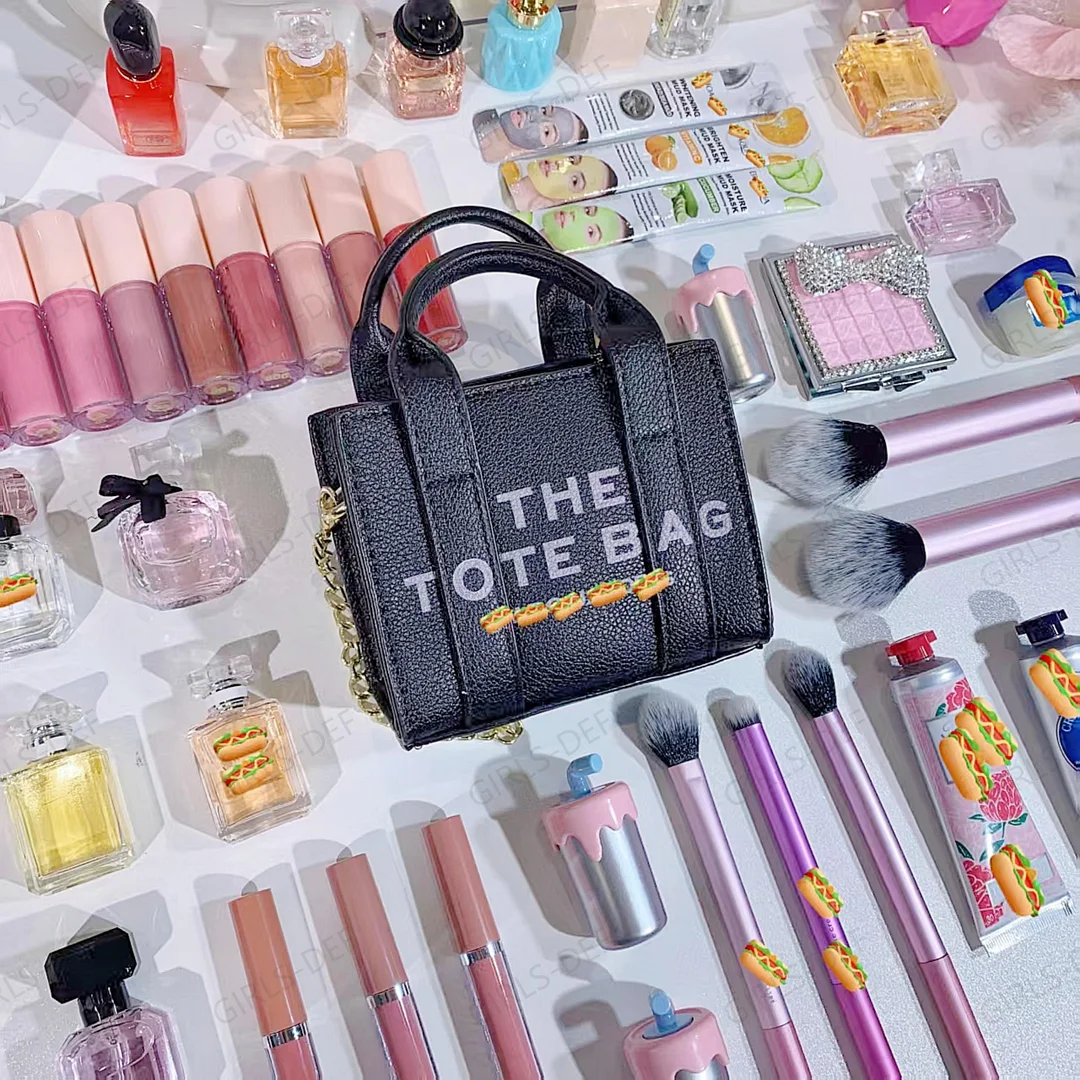 Mini Tote Bag and Beauty 63-IN-1 Set