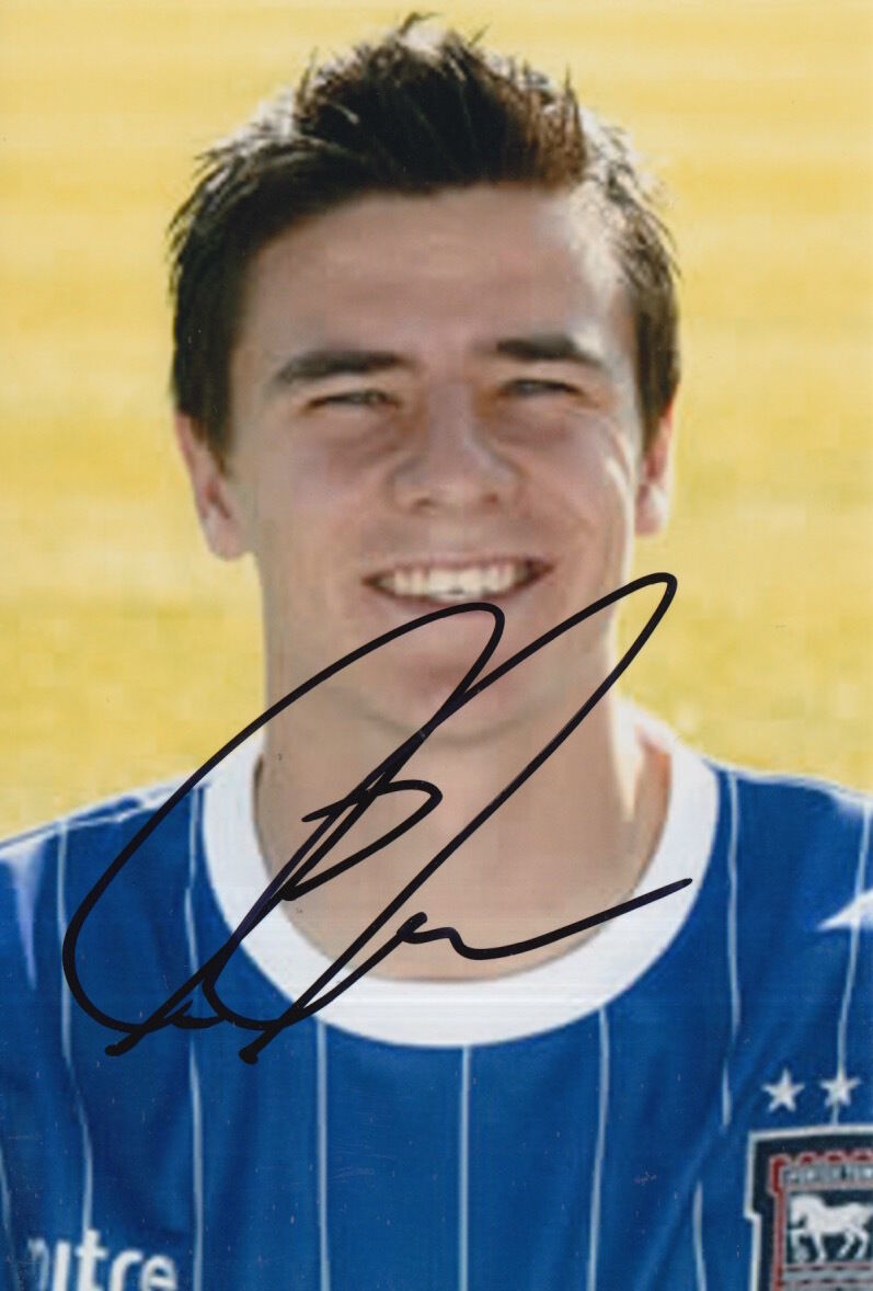 IPSWICH TOWN HAND SIGNED OWEN GARVAN 6X4 Photo Poster painting 1.