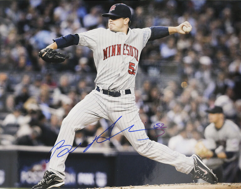 Brian Duensing MN Minnesota Twins Auto Signed 11x14 Photo Poster painting COA GFA PROOF!