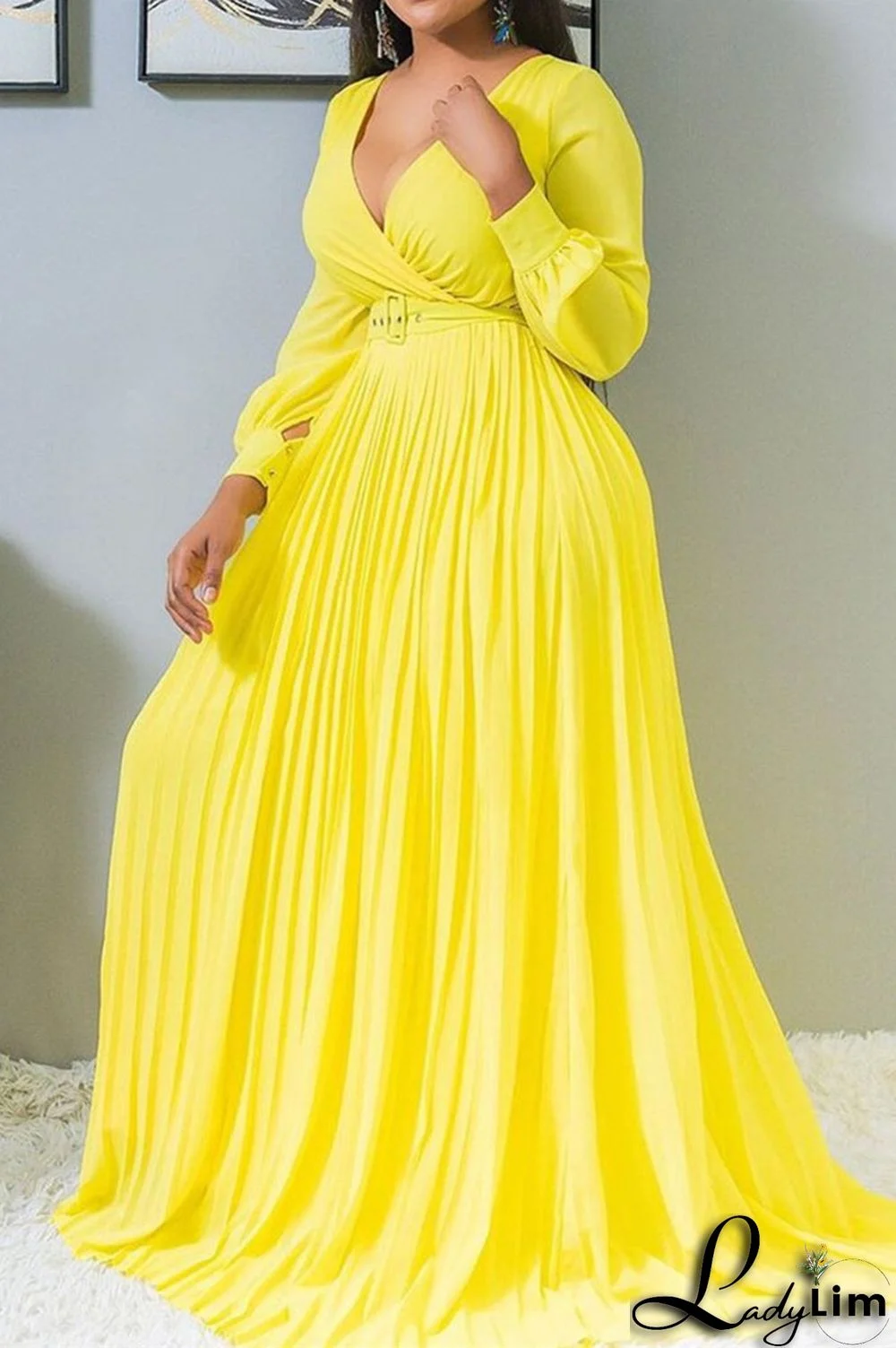 Light Yellow Fashion Casual Solid With Belt V Neck Pleated Dresses