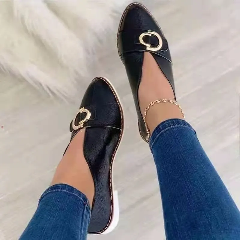 European American large size women's shoes autumn 2021 new style ladies pointed casual shallow mouth metal buckle single shoes