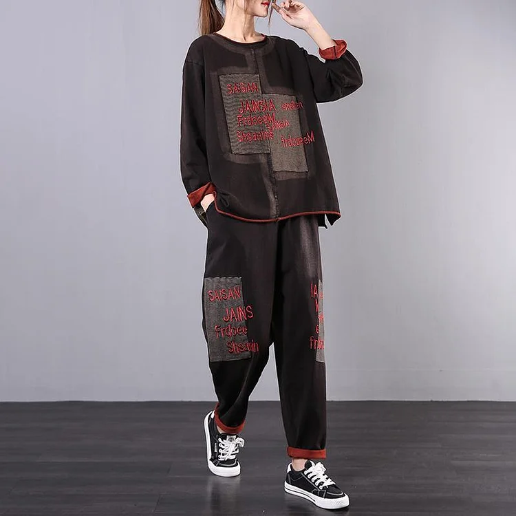 Women's loose large size was thin black embroidered casual sports suit