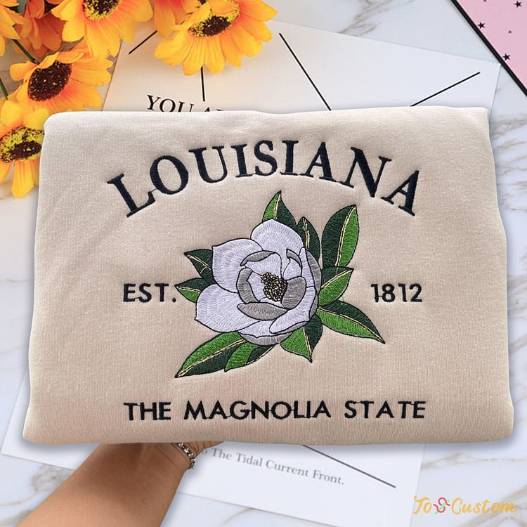 TOSCUSTOM™ Embroidered Louisiana State 1812 Magnolia Flower Personalized Crewneck