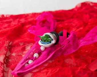 Plug Anal with Baby Yoda (Star Wars)