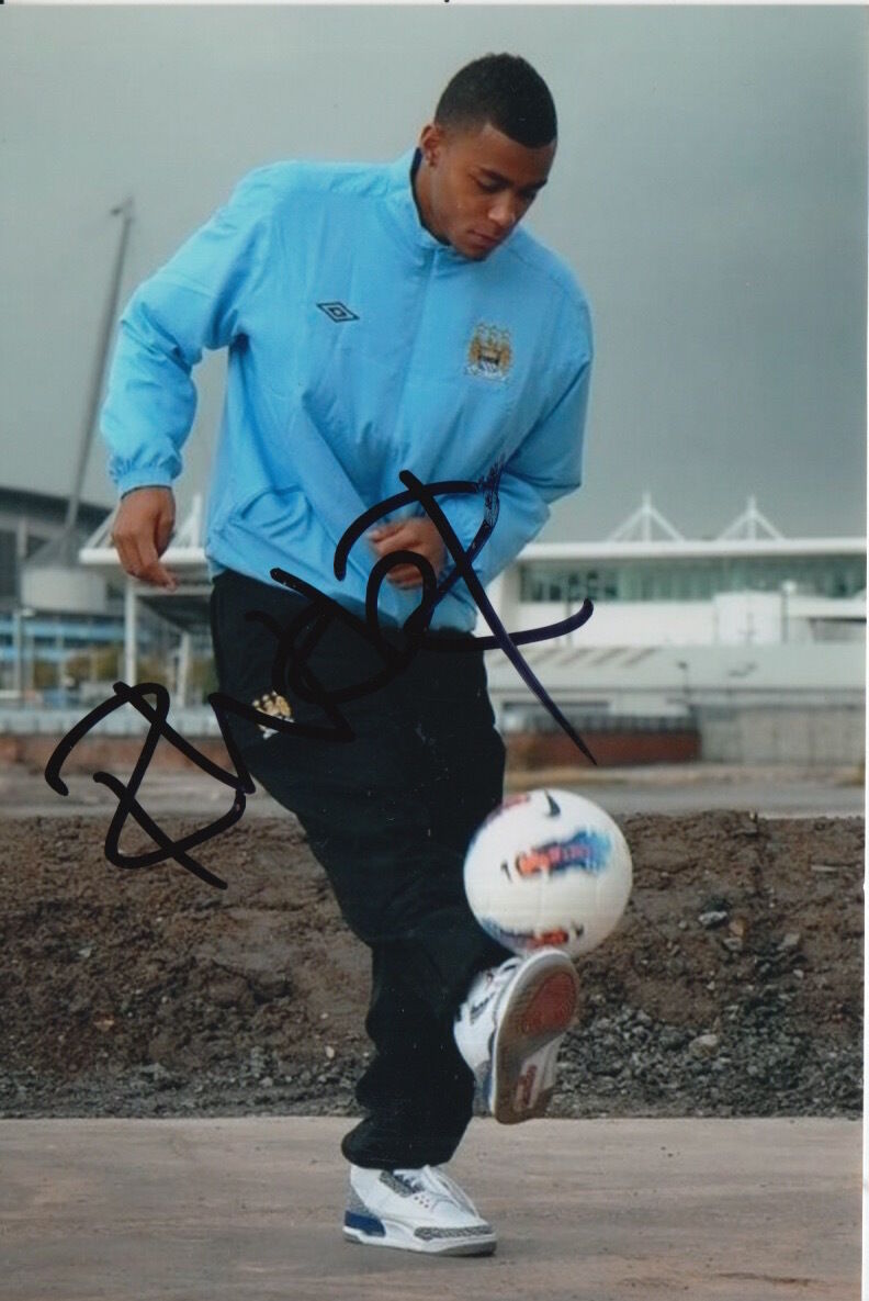 MANCHESTER CITY HAND SIGNED REECE WABARA 6X4 Photo Poster painting.