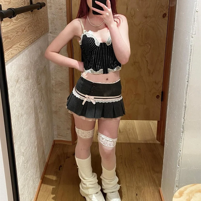 Uveng Uveng Women's Wear Spring 2024 New Sexy Hot Girl Lace Stripe Stitching Contrast Color Low Breast Sling Vest