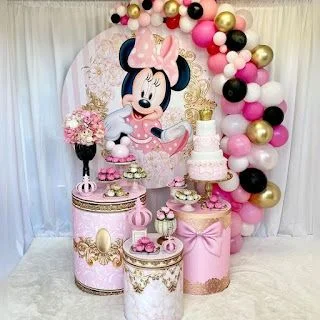 Pink Cute Cartoon Minnie Mouse Girl Happy Birthday Party Round Cover RedBirdParty