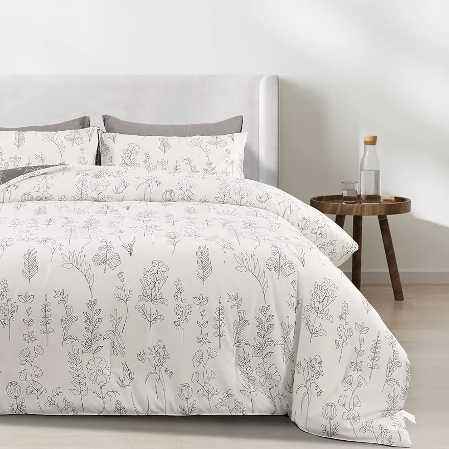 Qucover Twin Comforter Sets, 2 Pieces Reversible Cute Farmhouse Floral Bed Set, Grey and White Twin Bedding Sets, Flowers Botanical Lightweight Soft Twin XL Comforter Set with 1 Pillow Sham