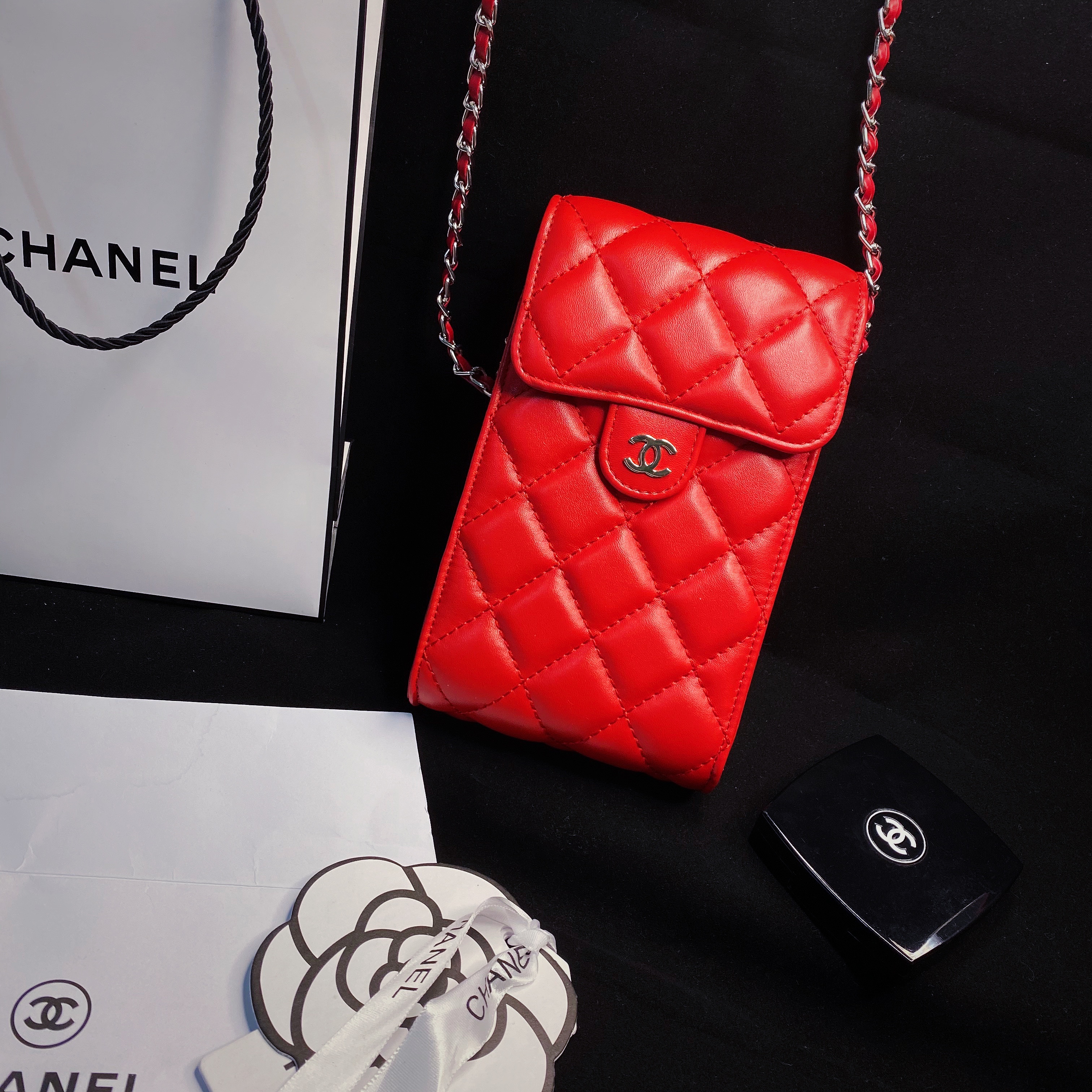 Chanel Luxury Genuine Leather Crossbody Phone Bag Elegant Tote Bag