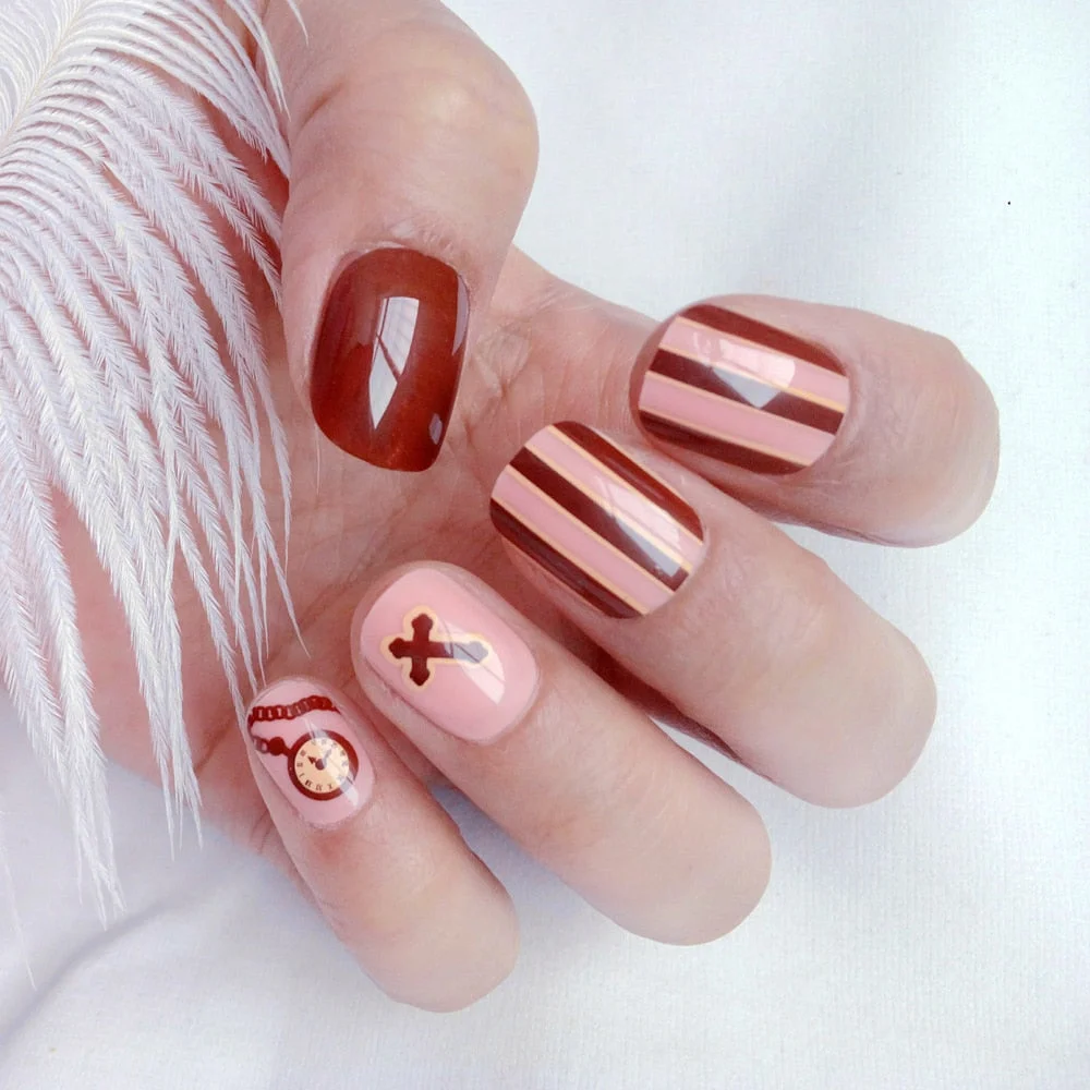 24Pcs Artificial Short Fake Nails 3D Holographic Sequins False Nails With Design DIY Full Cover Finger Tips Manicure Tools-Nail Inspo