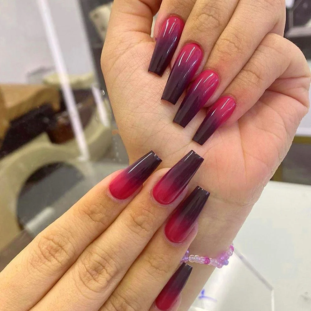 24pcs/box Artificial Nails With Glue Mid-length Fake Nails Gradient Wear Nail Stickers Finished Fake Nails Press On Nails Coffin-Nail Inspo