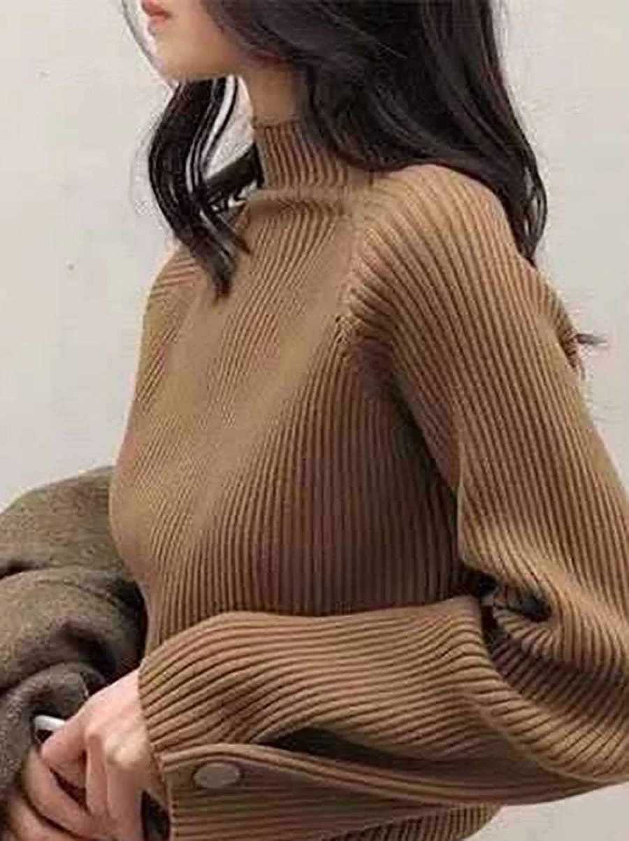 Simple and casual long-sleeved sweater