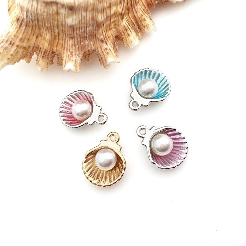 1 Piece Beach Minimalist Shell Alloy Plating Inlay Pendant Jewelry Accessories