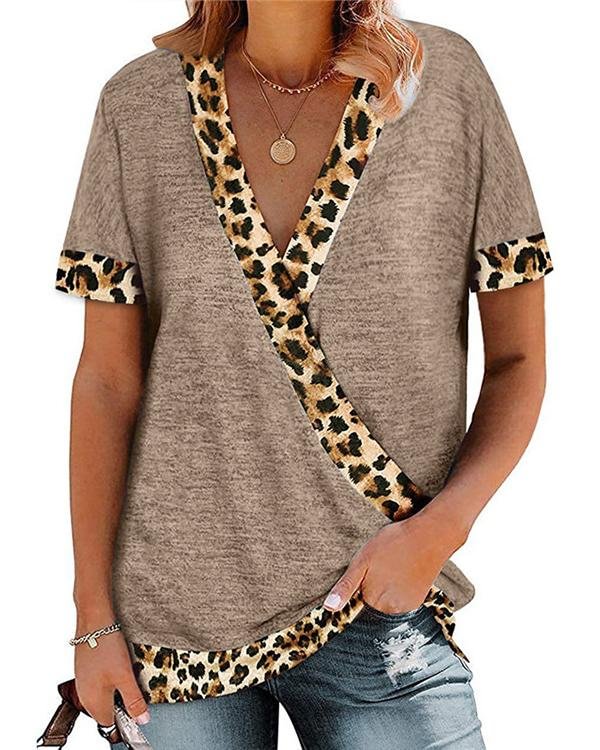Leopard Printed Short Sleeve V Neck Shirt - Chicaggo