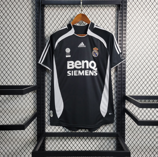 Retro 2006/2007 Real Madrid Third Away Football Shirt Thai Quality