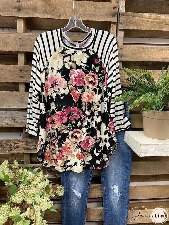 Striped Contrast Print Plus Size Women s T-Shirt