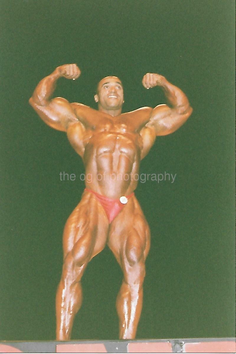 MUSCLE MAN Champion Bodybuilder FOUND Photo Poster paintingGRAPH Color Portrait 07 12 X