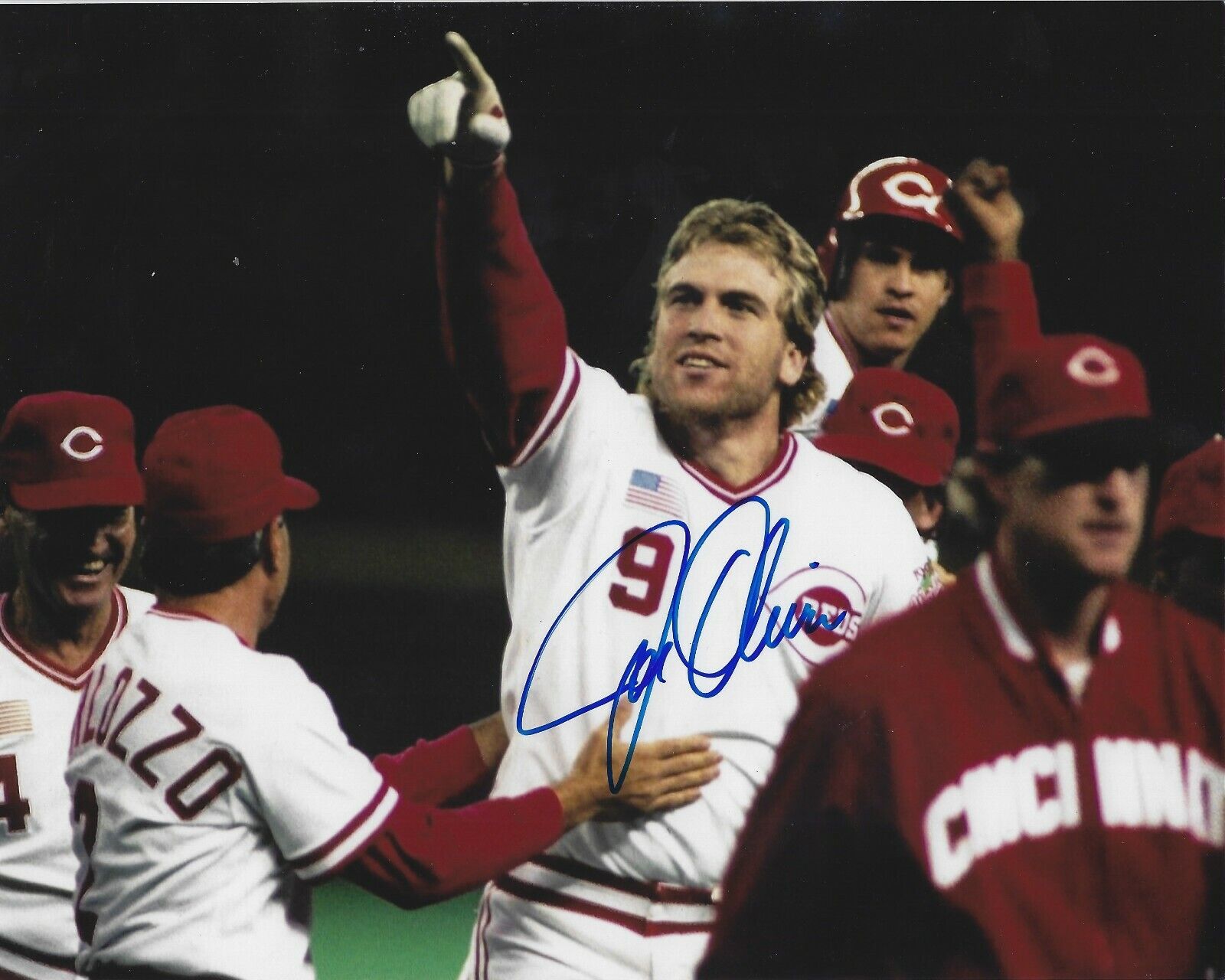 Signed 8x10 JOE OLIVER Cincinnati Reds Autographed Photo Poster painting- COA