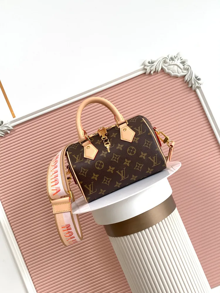 LV monogram black embossed handbag - tote bag