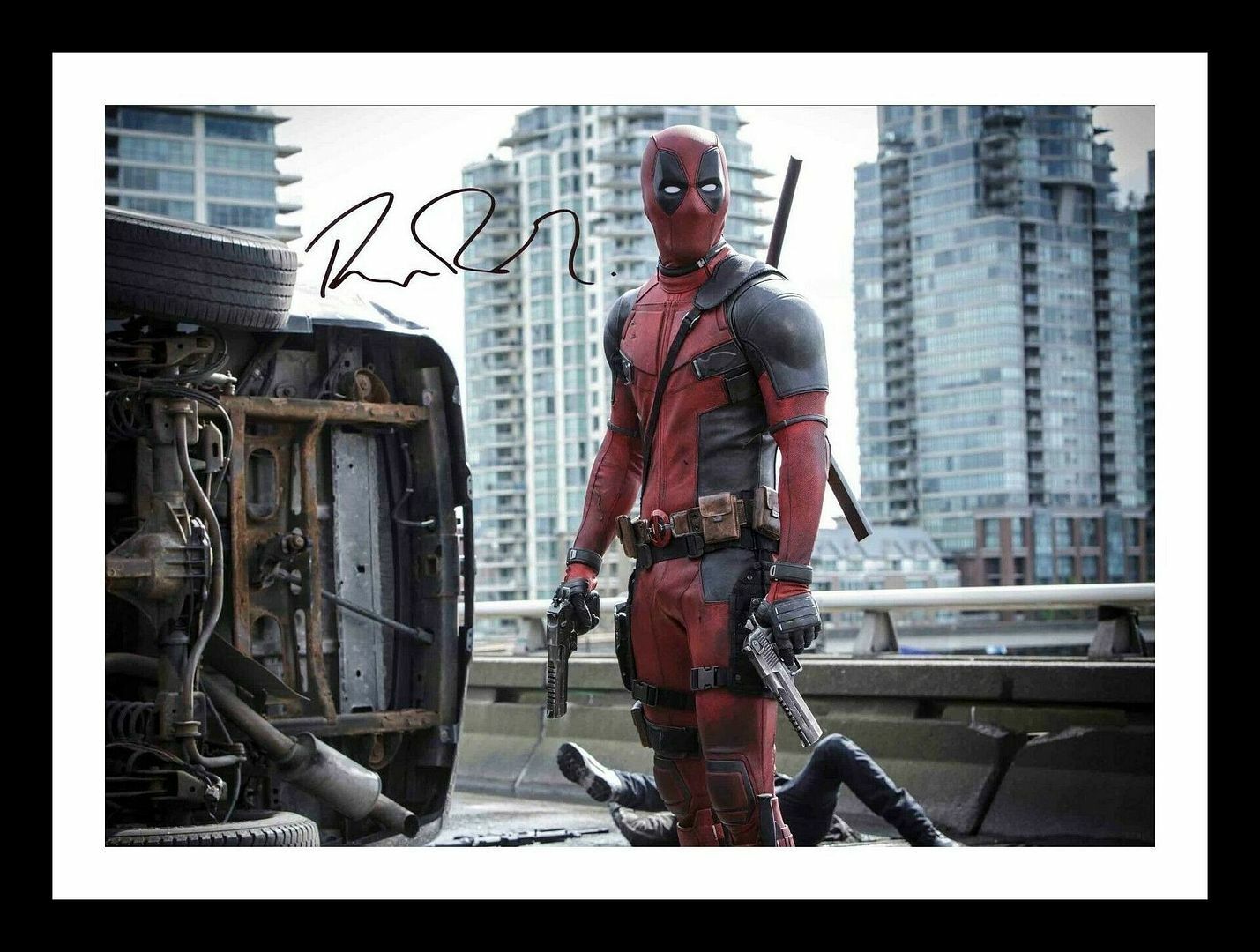 Ryan Reynolds - Deadpool Autograph Signed & Framed Photo Poster painting 4