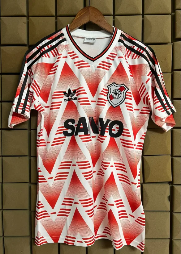 1992/93 River Plate Away Fan Version