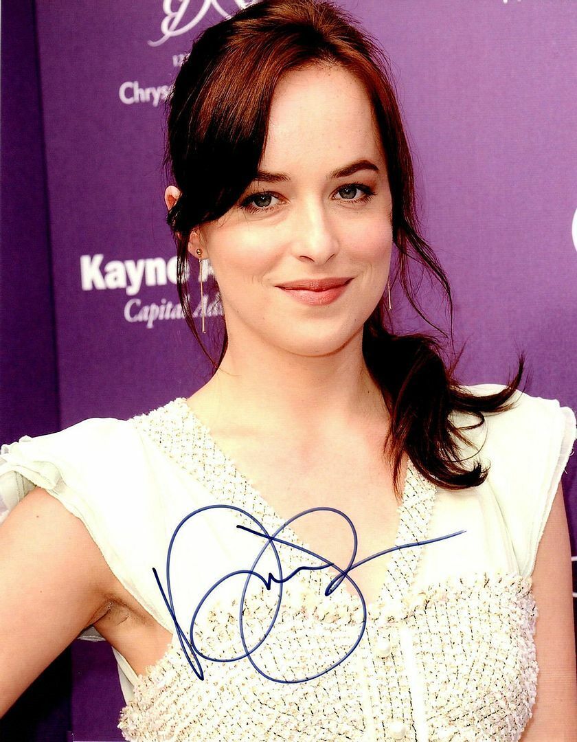 Dakota Johnson Autograph Signed Photo Poster painting Print