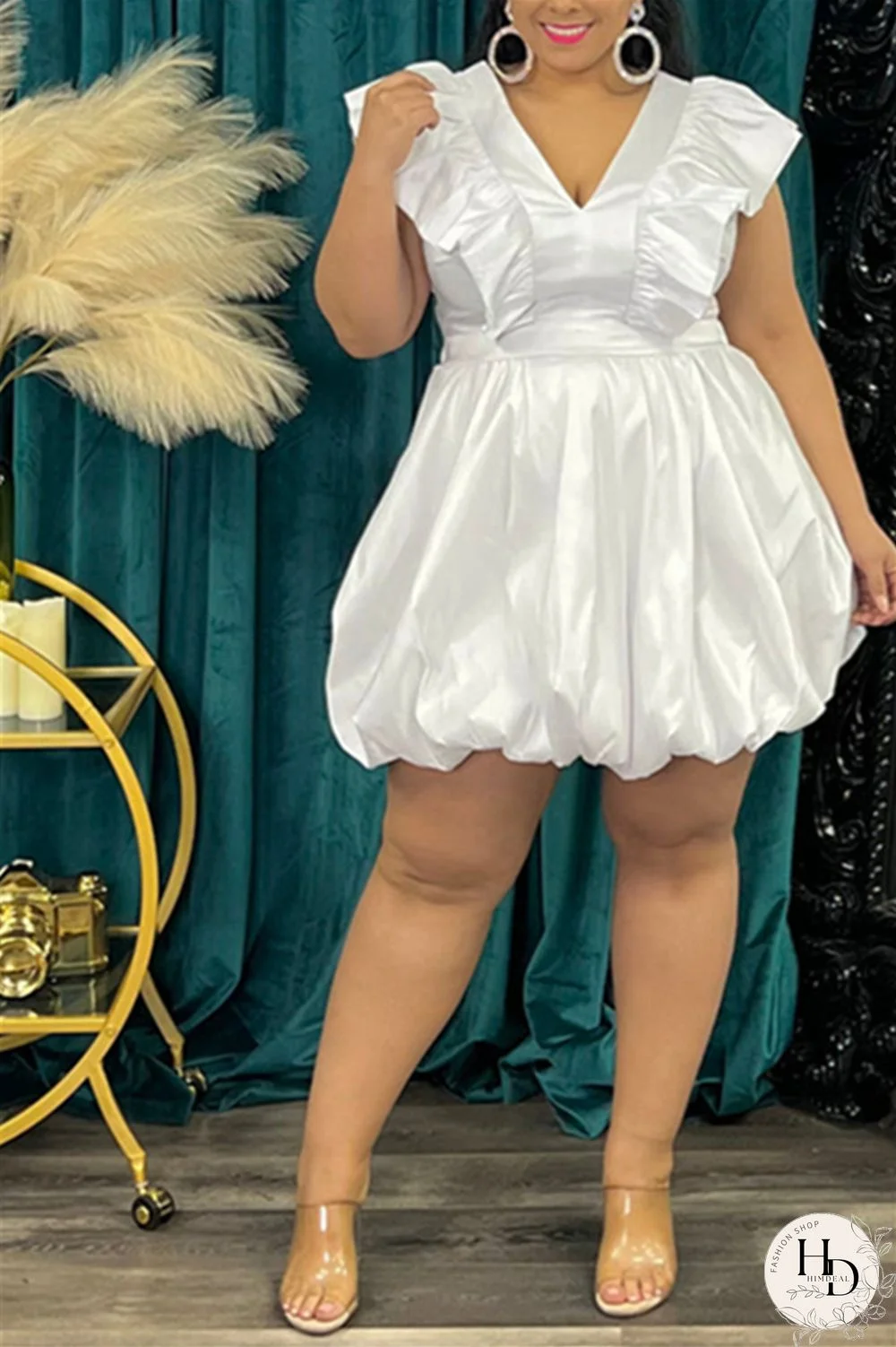 Black Plus Size Casual Sweet Solid Hollowed Out Flounce V Neck Bud