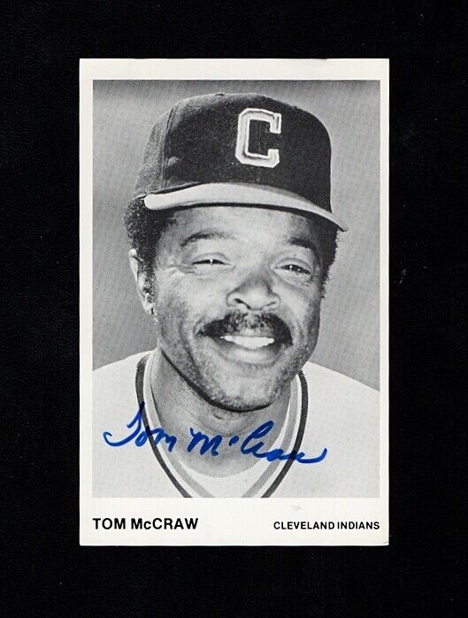 TOM McCRAW-CLEVELAND INDIANS AUTOGRAPHED TEAM ISSUED POSTCARD Photo Poster painting