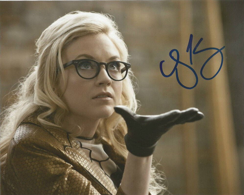 Emily Kinney The Flash Autographed Signed 8x10 Photo Poster painting COA