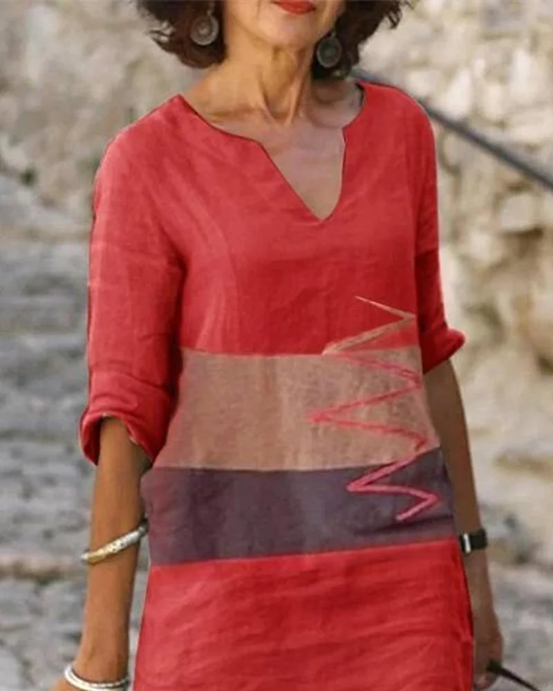 Printed V-neck 5 / 4 Sleeve Mid Length Dress