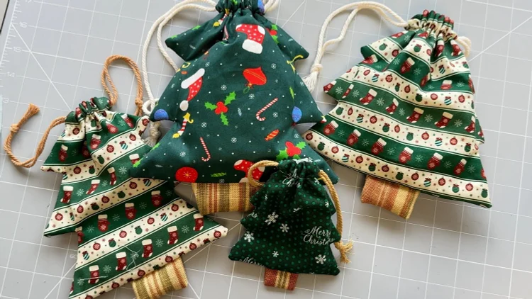 Christmas tree rope pull bag Template & Instructions